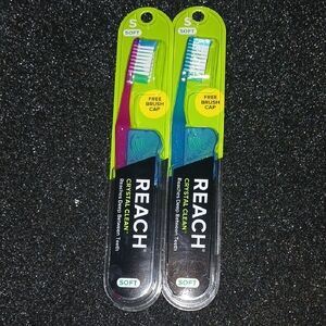 Reach Toothbrushes Lot of 12 with brush cap NWT NIP